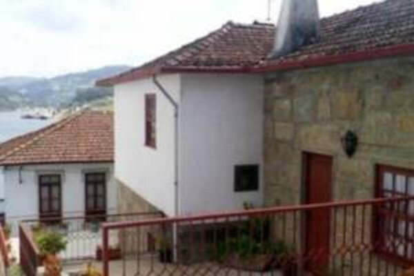 casadefronte_t1_300x201