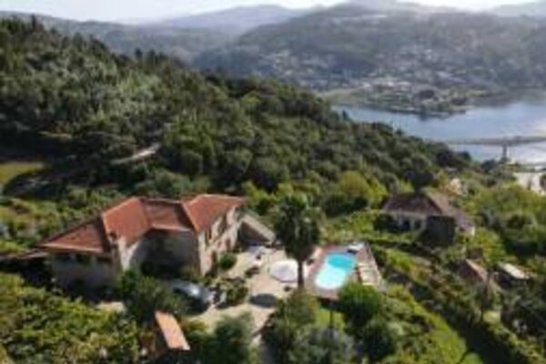 barroco_village_300x169