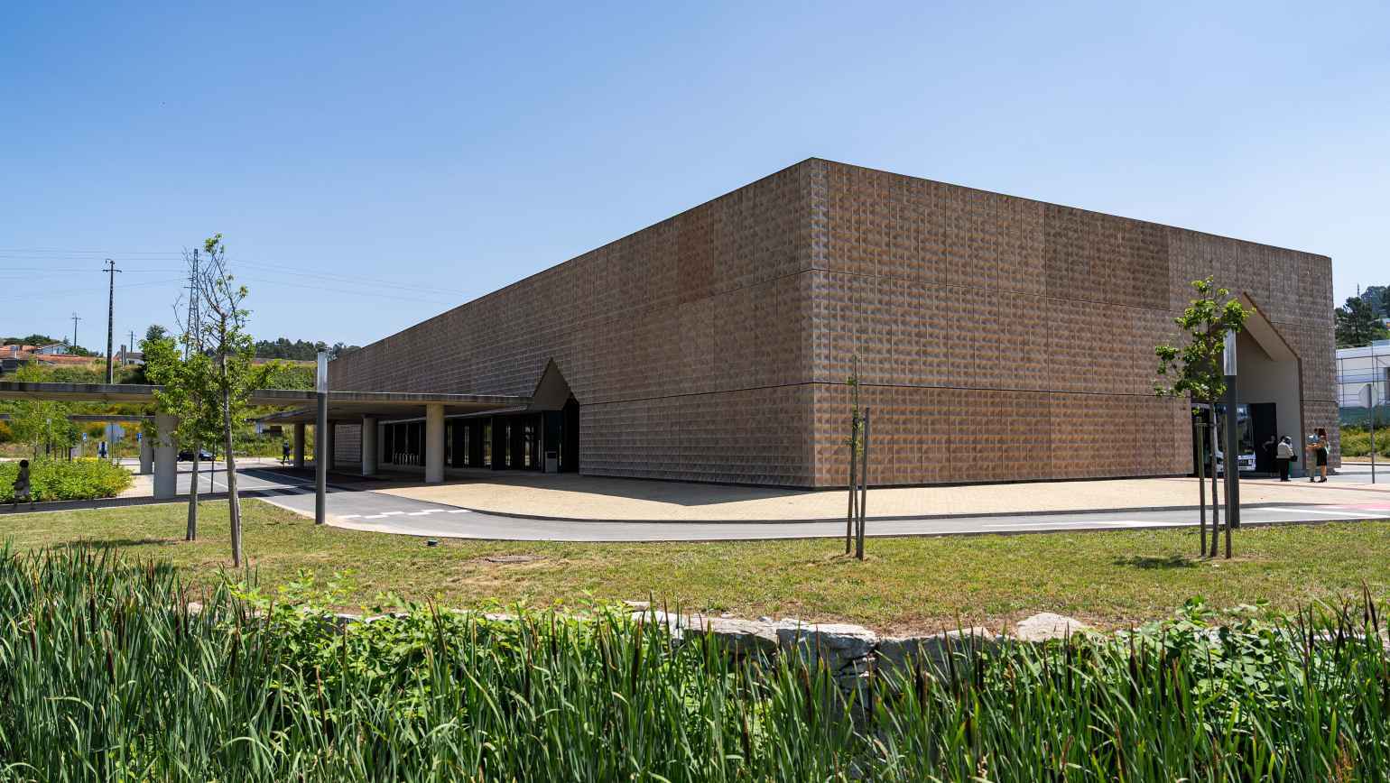 PENAFIEL INAUGURA CENTRO DE TRANSPORTES JUNTO À ESTAÇÃO DE NOVELAS