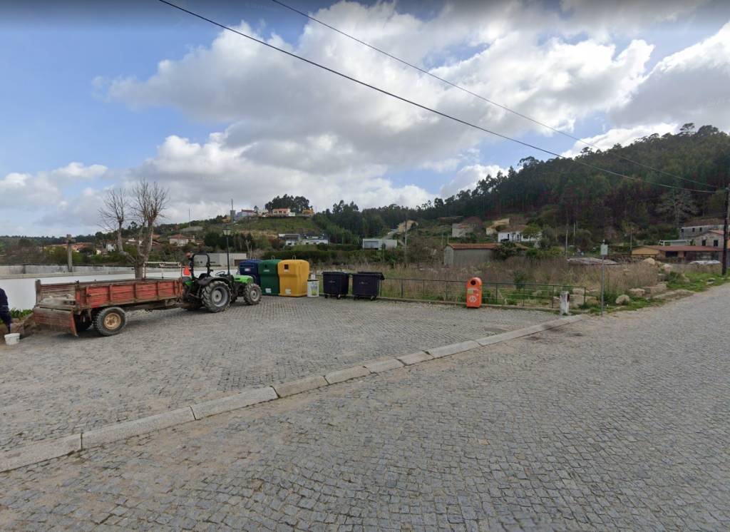 Oleoes-LagaresFigueira-Av-Igreja-1024x746