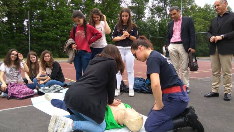 Câmara de Penafiel continua a promover sessões de suporte básico de vida nas escolas