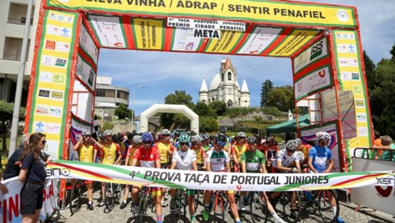 Equipa Penafidelense Silva Vinha / ADRAP / Sentir Penafiel vence Taça de Portugal de Juniores