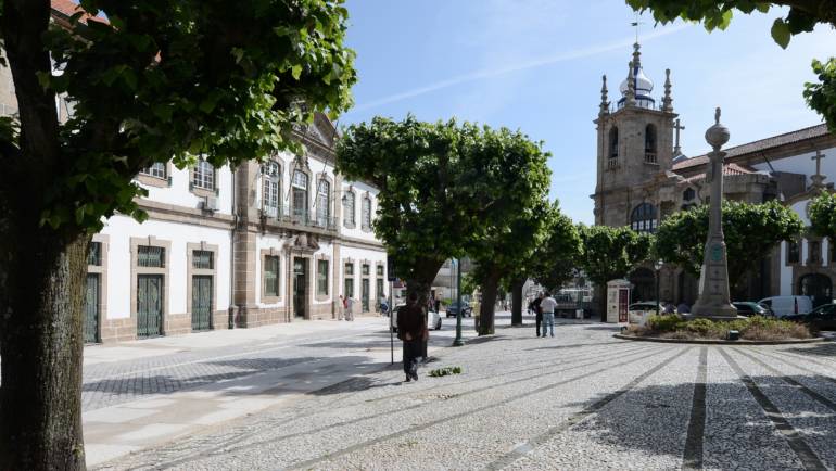 CÂMARA DE PENAFIEL DÁ MAIS MÁSCARAS CIRÚRGICAS, TESTES COVID E APOIO FINANCEIRO SUPLEMENTAR AOS BOMBEIROS