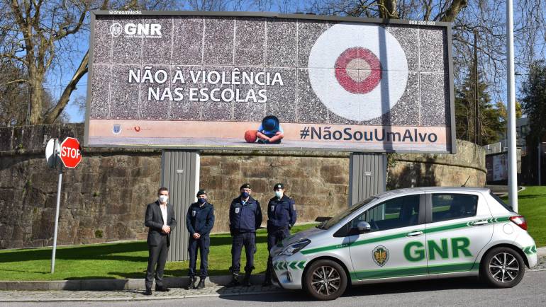 MUNICÍPIO DE PENAFIEL ASSOCIA-SE À GNR NA CAMPANHA DE SENSIBILIZAÇÃO #NÃOSOUUMALVO