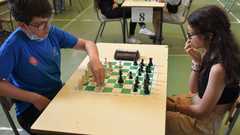 XEQUE-MATE! XADREZ FAZ SUCESSO JUNTO DA COMUNIDADE ESCOLAR DE PENAFIEL!